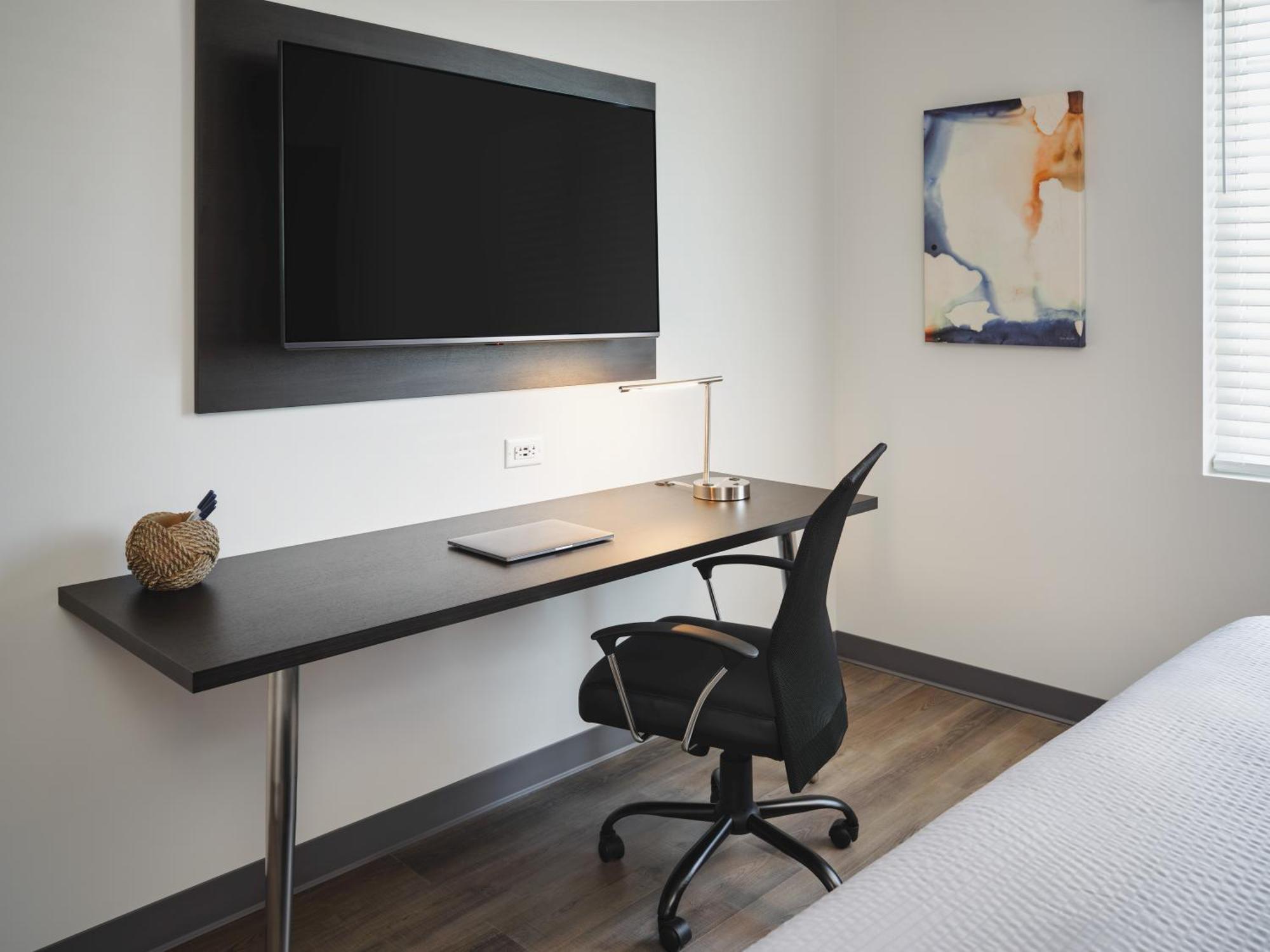 Stayapt Suites Columbus-Fort Benning エクステリア 写真