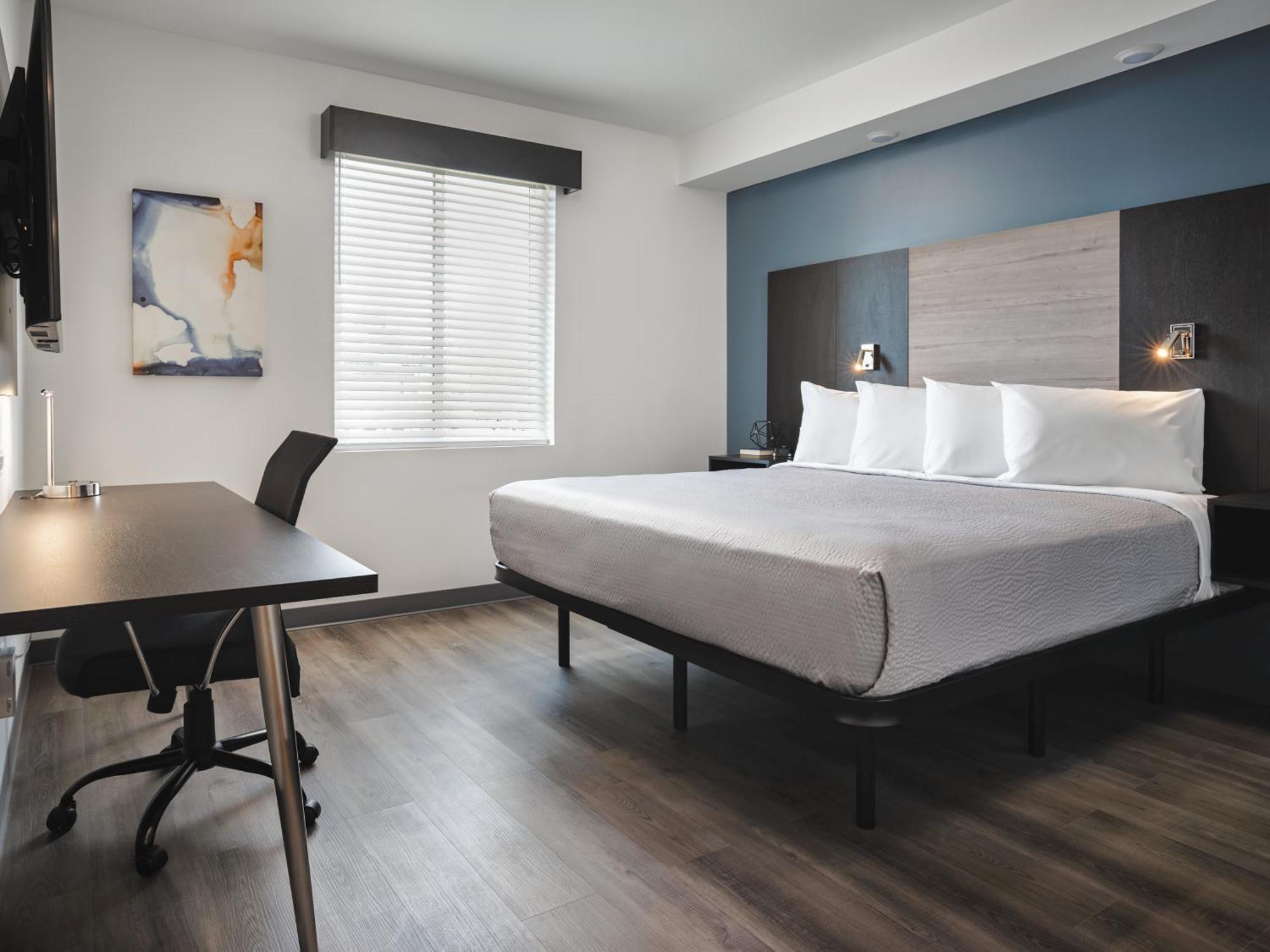 Stayapt Suites Columbus-Fort Benning エクステリア 写真
