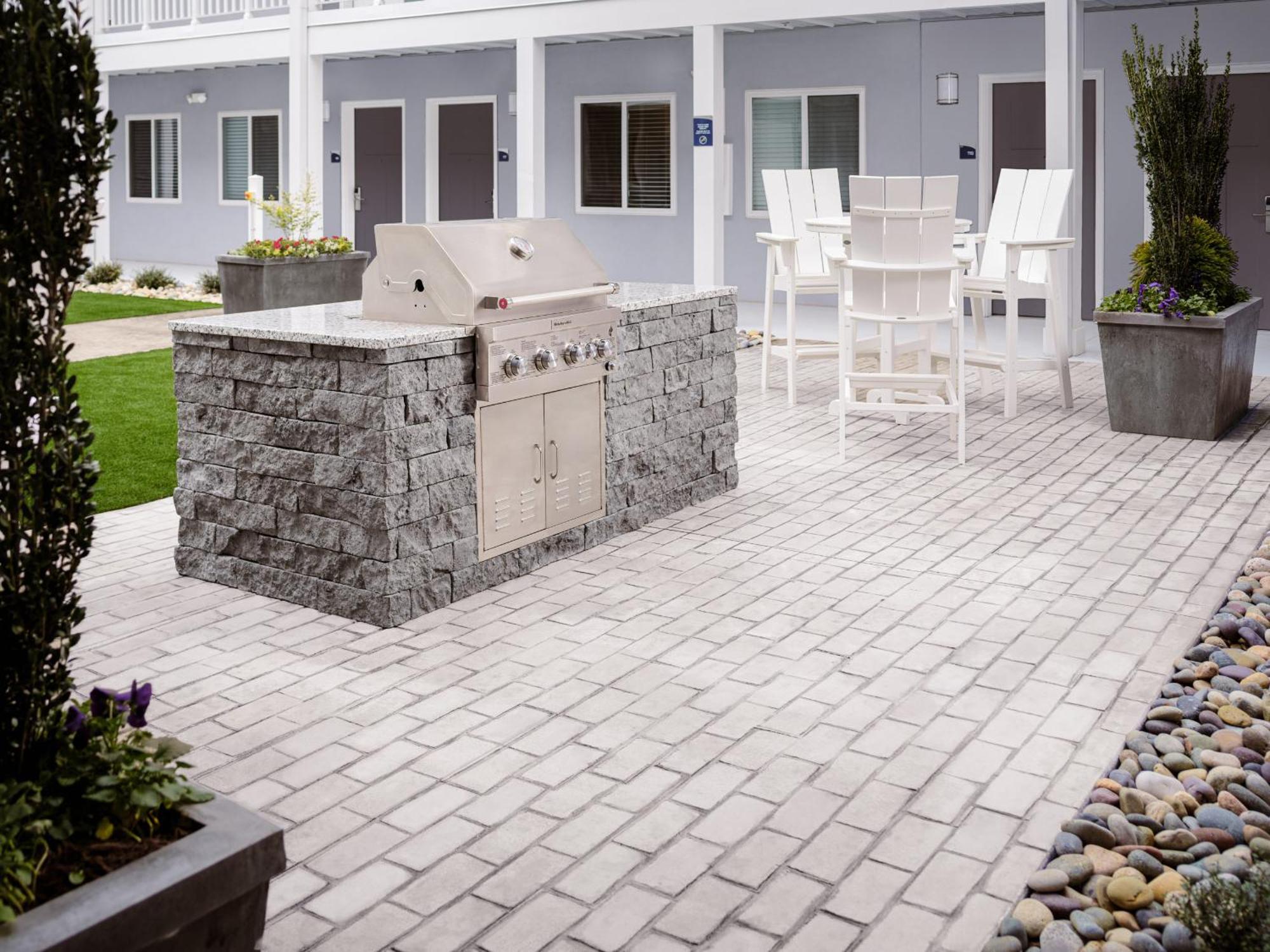Stayapt Suites Columbus-Fort Benning エクステリア 写真